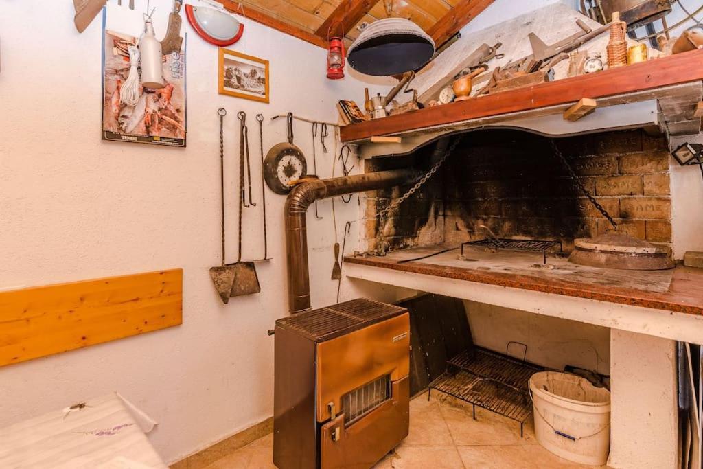 Apartment Roko - Up To 4 People With Free Parking Zadar Exterior photo
